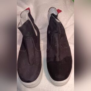 Hurley Black Bacona Womens Slip-On Sneakers/Boots